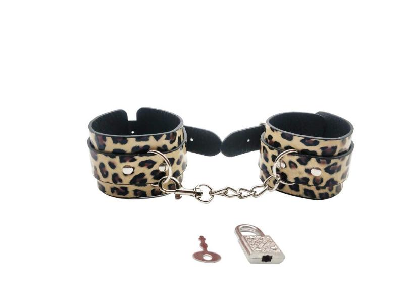 SO6581 Набор MAI BDSM STARTER KIT Nº 75 Leopard: плеть, кляп, наручники, маска, ошейник, веревка, зажимы