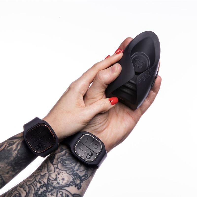 SO8730 Мастурбатор Hot Octopuss PULSE DUO LUX, пульсация, использование без рук, подходит для пар, 2 пульта