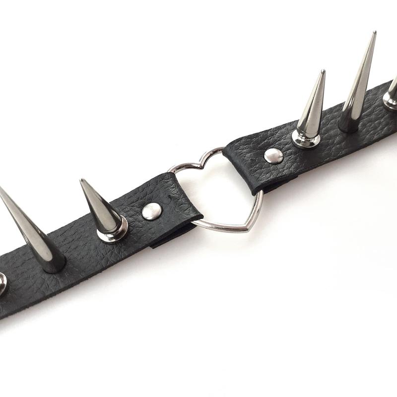 SO6703 Чокер Серце з великими шипами, із натуральної шкіри Art of Sex - Crystal, колір Чорний