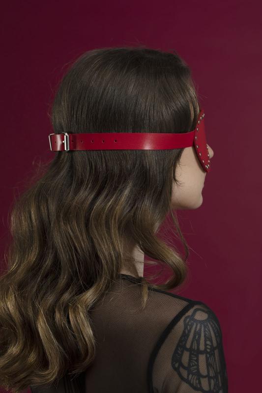 SO3416 Маска на глаза с заклепками Feral Feelings - Blindfold Mask, натуральная кожа, красная