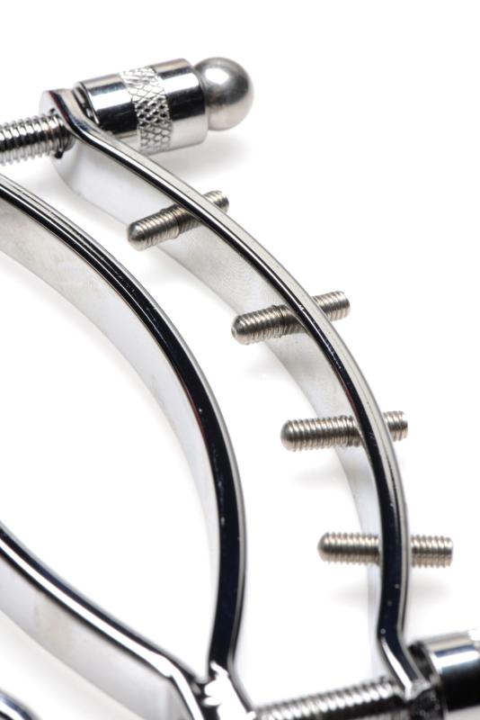 SO8798 Зажим для половых губ Master Series Spread'Em Poker Vagina Clamp with Adjustable Pressure Screws